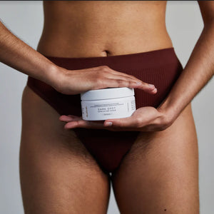 Bushbalm Bermuda Dark Spot Exfoliating Scrub (8 oz)