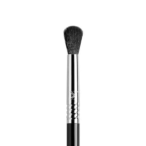 Sigma E38 Diffused Crease™ Brush - SAVE 20%*
