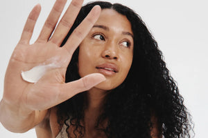 Om Organics Rosewood + Vanilla Rich Hydration Hand Cream (50 ml)*