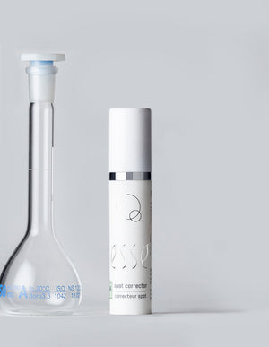 Esse Clarifying Spot Corrector (10 ml)
