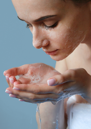 Revive7 Science Total Cleansing Foam (30 ml) - Expiry Feb/26 - SAVE 25%*