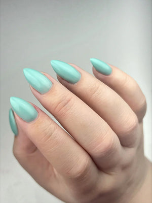 Light Elegance P+ Soak-Off Gel Polish 10 ml (Emotionally Drained)