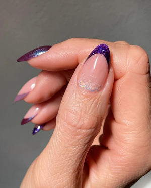 Light Elegance Glitter Gel 10 ml (Amethyst Kiss)