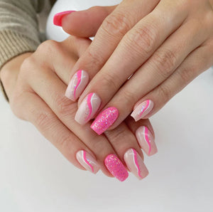 Light Elegance P+ Soak-Off Gel Polish 10 ml (Ms. Martian)