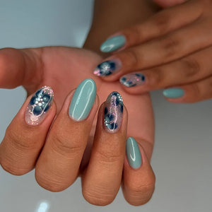 Light Elegance P+ Soak-Off Gel Polish 10 ml (Emotionally Drained)