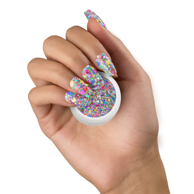 Light Elegance Glitter Gel 10 ml (Everyone's A Critic)