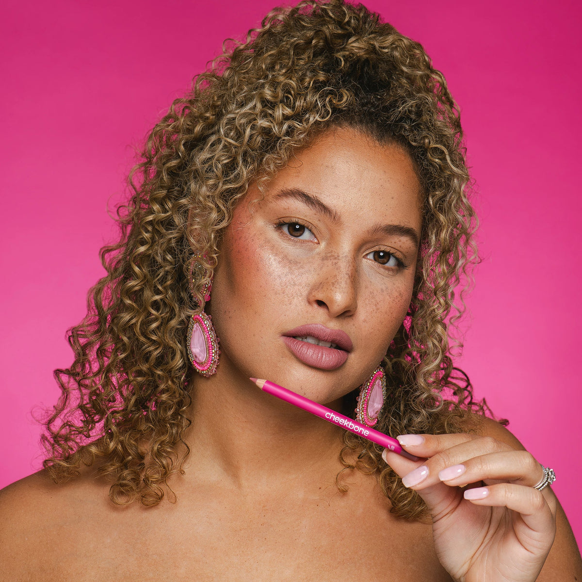 Cheekbone Horizon Lip Liner (Nude Sand)