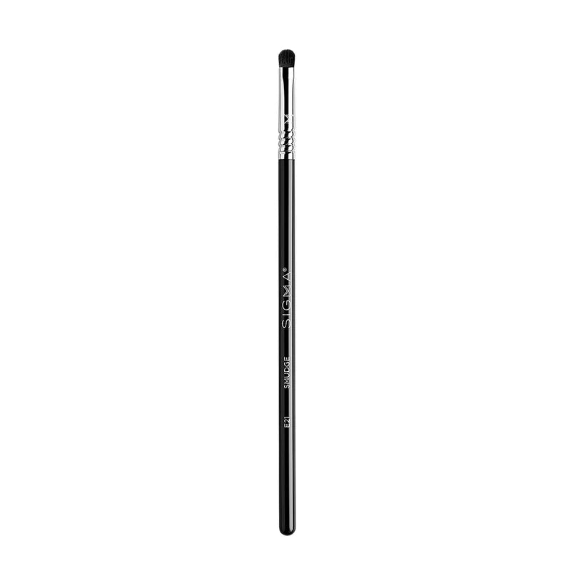 Sigma E21 Smudge Brush - SAVE 20%*