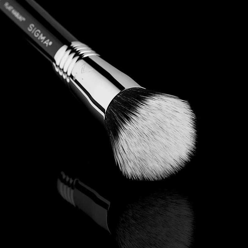 *DISCONTINUED* Sigma F80 Air Flat Kabuki™ Brush*