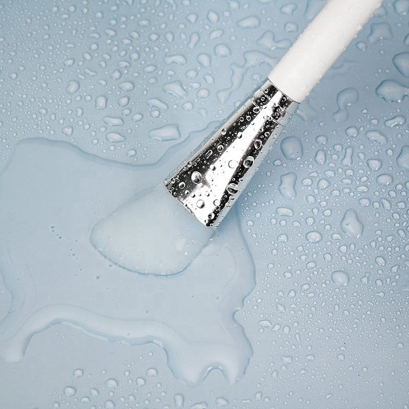 BD Silicone Mask Brush