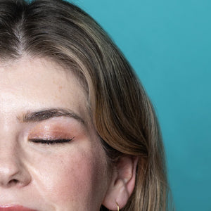 Cheekbone Fearless Eyeshadow Mini (Rose Quartz)