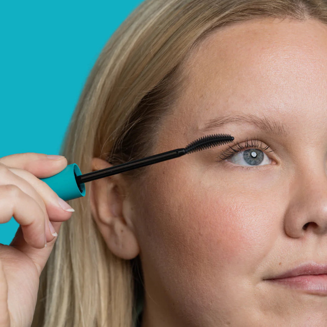 Cheekbone Uprise Mascara (Black)
