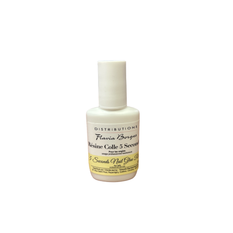 Flavia Borges 5-Second Brush-On Nail Glue (15 ml)