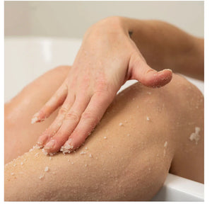 Bushbalm Sweet Escape Exfoliating Scrub (8 oz)
