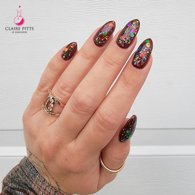 Light Elegance Glitter Gel 10 ml (Everyone's A Critic)