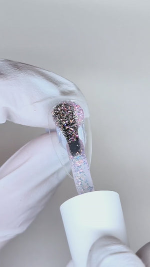 Light Elegance Spring/Summer 2026 P+ Soak-Off Glitter Gel Polish Collection (Lost In Wonderland)