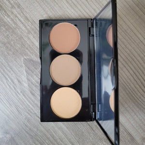 Trena Laine Powder Contour &amp; Highlight Palette - Crépuscule (Moyen/Foncé) - ÉCONOMISEZ 35 %*