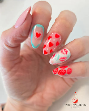 Light Elegance P+ Soak-Off Gel Polish 10 ml (Flamin' Hot)