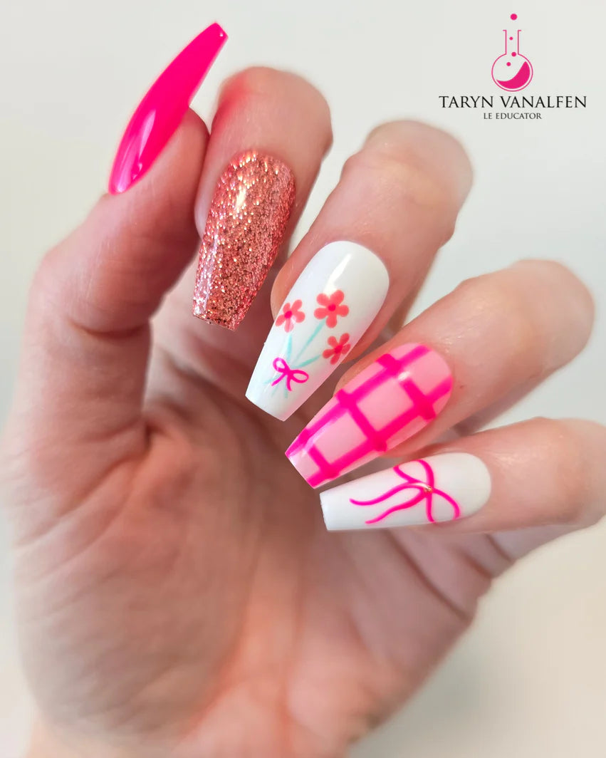 Light Elegance P+ Soak-Off Glitter Gel Polish 10 ml (Champagne Problems)
