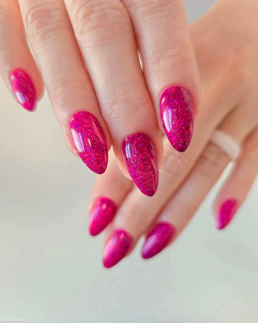 Light Elegance P+ Soak-Off Glitter Gel Polish 10 ml (It's Wine Time)
