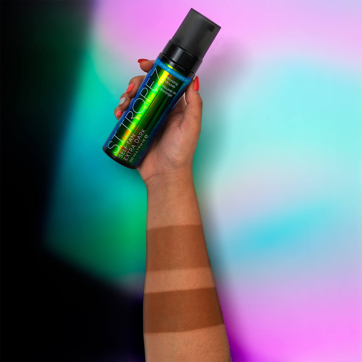 St. Tropez Self Tan Extra Dark Bronzing Mousse (200 ml)*